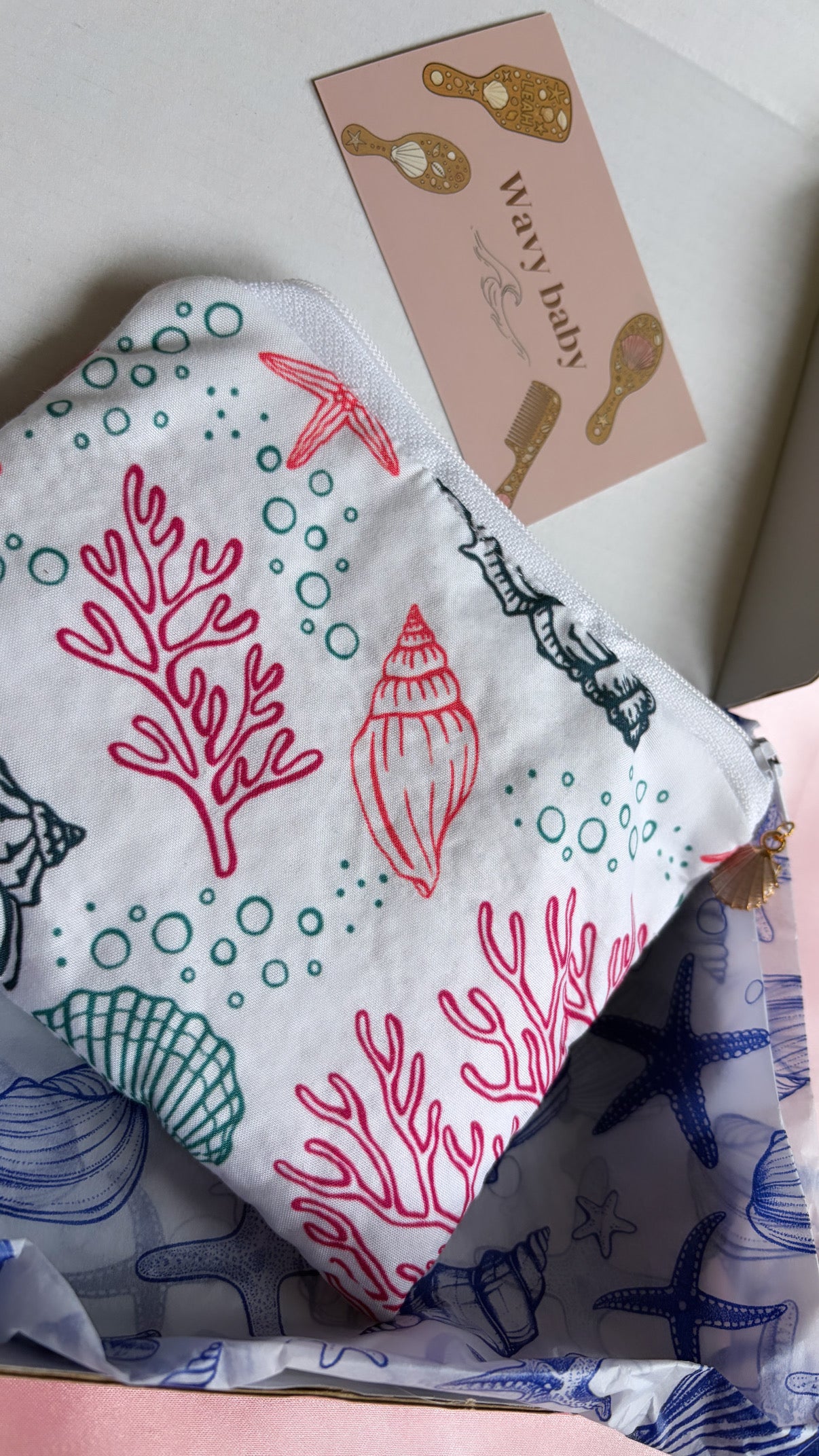 Wavybaby beach pouch