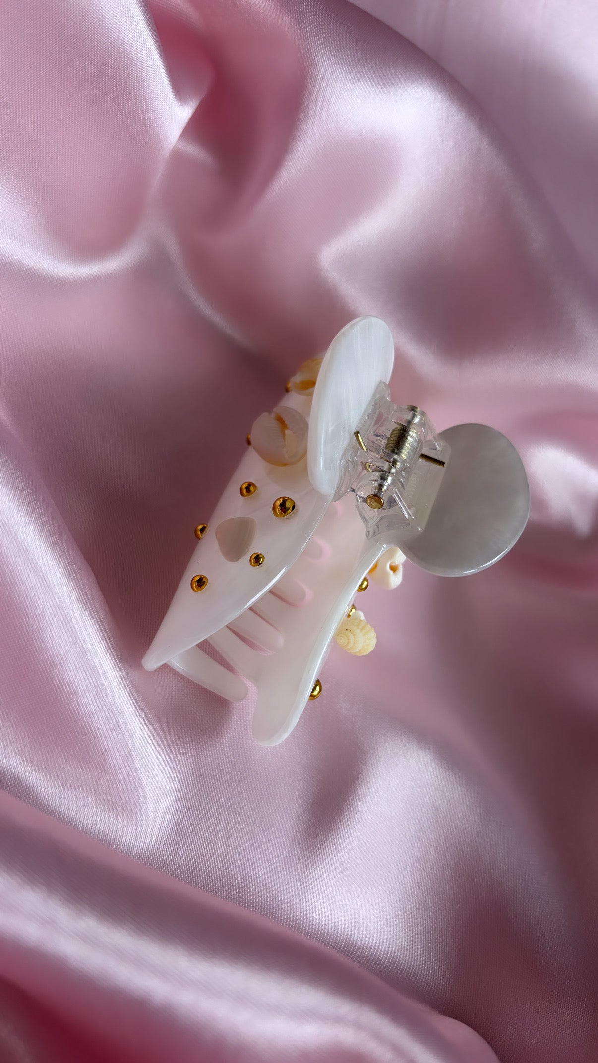 Seashell Claw Clip