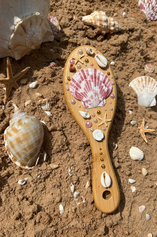 Mermaid hair brush