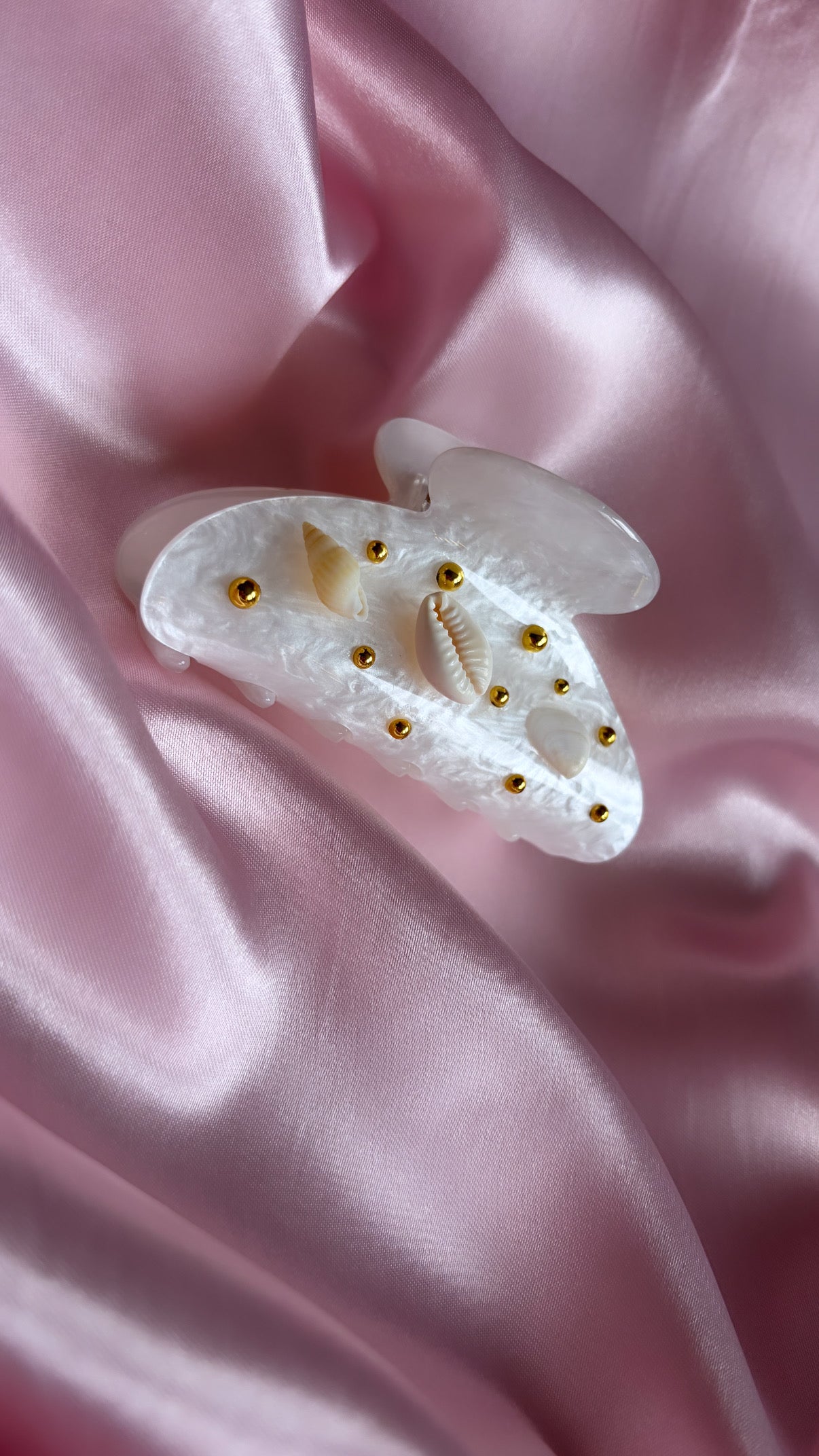 Seashell Claw Clip